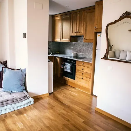 Esterri Apartment